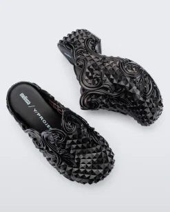 Court Clog