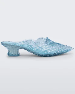 Court Shoe