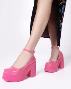 Doll Heel