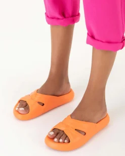 Free Slide